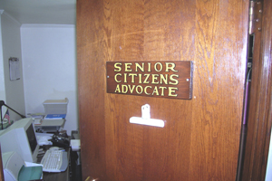 p_government_senior p_government_senior